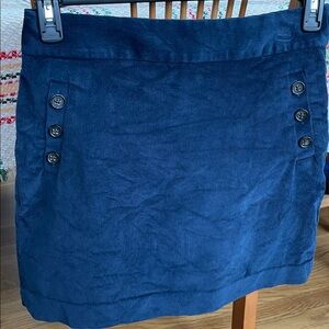 Banana Republic 8 blue corduroy mini skirt/button detail/hip pockets/zipper back
